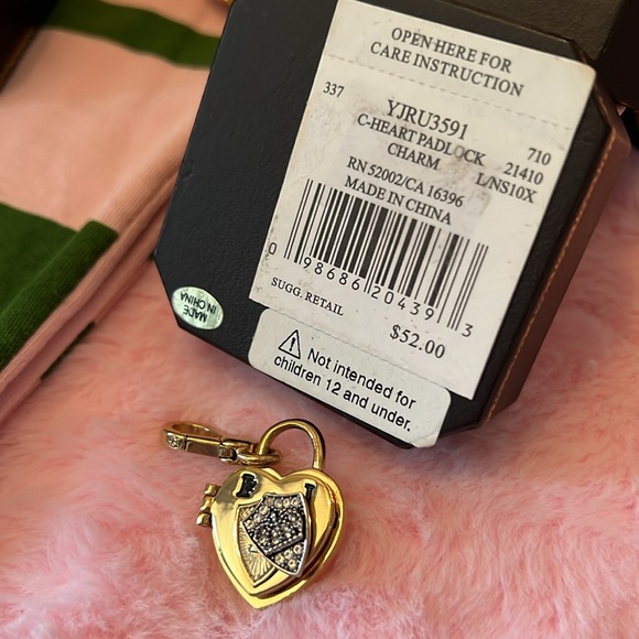 JUICY COUTURE HEART PADLOCK CHARM- RARE🔓🩷✨Gold - Picture 11 of 11